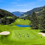 Hotel Post 4*