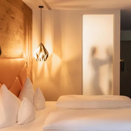 Hotel Post 4*